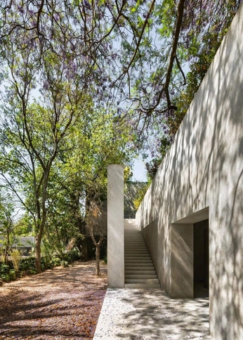 A cover of "Places referenece" cluster. The owner is reimaspectra48. The cluster consists of 8 elements.