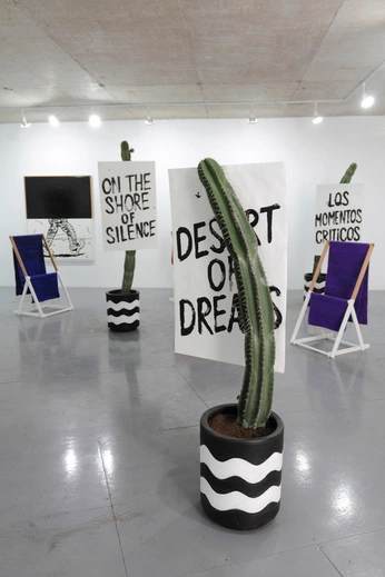 A cover of "surrealist" cluster. The owner is zoejenkin. The cluster consists of 20 elements.