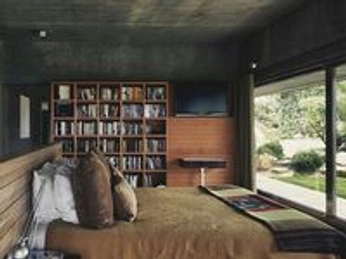 A cover of "aesthetics: living" cluster. The owner is sadqurma. The cluster consists of 1 element.