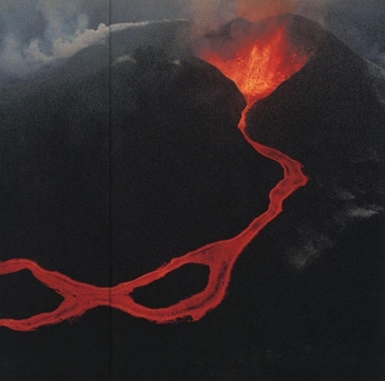 A cover of "volcano tornado ::" cluster. The owner is biancadjardins. The cluster consists of 76 elements.