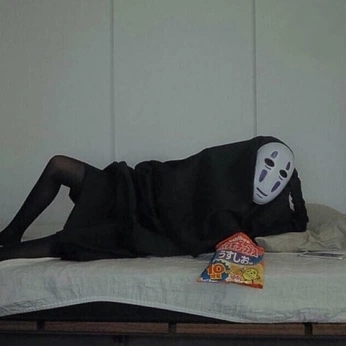 A cover of "CHIC MEME" cluster. The owner is jackbeaumont.1. The cluster consists of 3 elements.