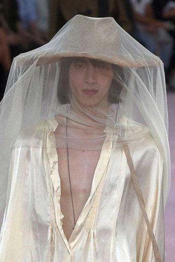 A cover of "male queer fashion" cluster. The owner is whatevahappened. The cluster consists of 28 elements.