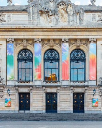 A cover of "Exhibits & Installations" cluster. The owner is blurredbox. The cluster consists of 141 elements.