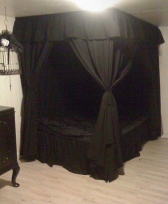 A cover of "random" cluster. The owner is anee0. The cluster consists of 11 elements.