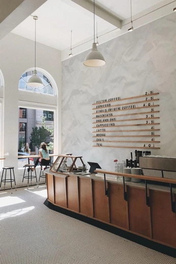 A cover of "🪞" cluster. The owner is hannahbeh. The cluster consists of 4 elements.