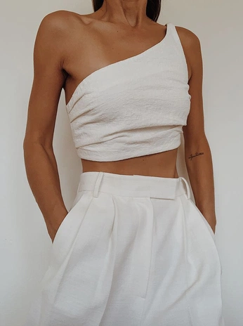 A cover of "roupas" cluster. The owner is bellws. The cluster consists of 3 elements.