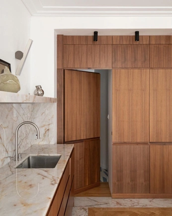 A cover of "Ref" cluster. The owner is adhaam. The cluster consists of 15 elements.