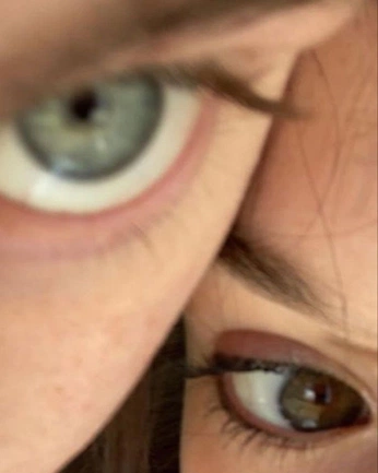 A cover of "Love" cluster. The owner is lunarzir. The cluster consists of 9 elements.