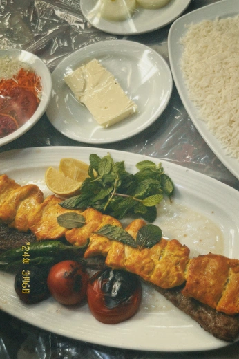 A cover of "Pinchetto" cluster. The owner is maw28. The cluster consists of 23 elements.