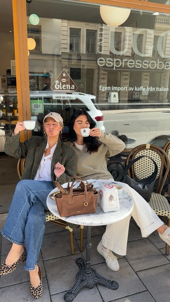 A cover of "Motivational" cluster. The owner is paulamatellano. The cluster consists of 35 elements.