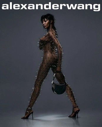 A cover of "dark-fash" cluster. The owner is aidalev. The cluster consists of 15 elements.