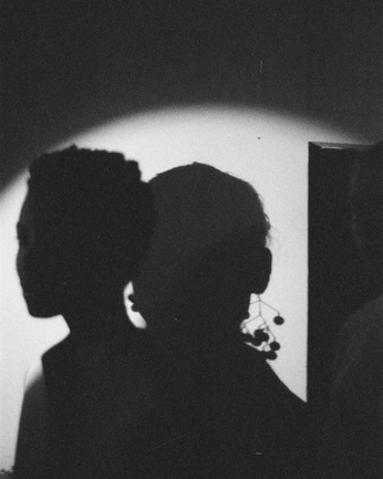 A cover of "Pose" cluster. The owner is fashionm. The cluster consists of 4 elements.