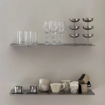 A cover of "degrenne" cluster. The owner is saiarivera. The cluster consists of 36 elements.