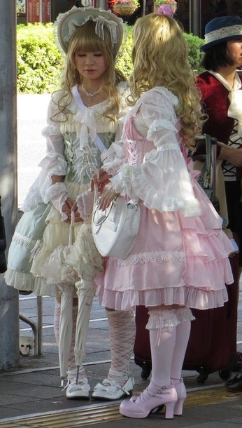 A cover of "Sweet loli" cluster. The owner is chocochipz. The cluster consists of 6 elements.