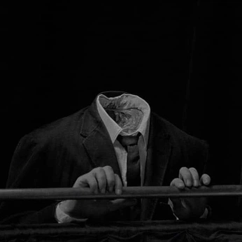 A cover of "." cluster. The owner is ginogurrieri. The cluster consists of 28 elements.