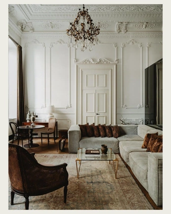 A cover of "TH INTERIOR" cluster. The owner is earlgrey. The cluster consists of 72 elements.