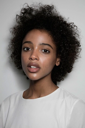 A cover of "Art refs" cluster. The owner is galuzaiden. The cluster consists of 10 elements.