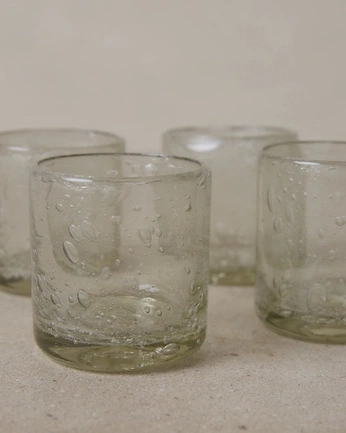 A cover of "flat in town" cluster. The owner is charliee.crs. The cluster consists of 3 elements.