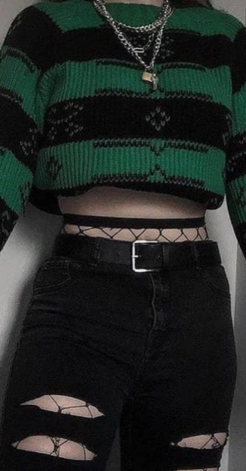 A cover of "Clothes" cluster. The owner is roseecheeks. The cluster consists of 11 elements.