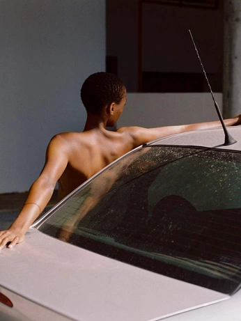 A cover of "Composition" cluster. The owner is roiscara. The cluster consists of 23 elements.