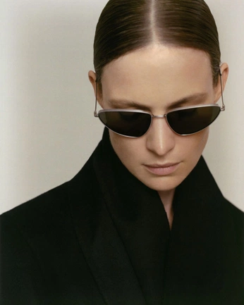 A cover of "ACCESSORIES" cluster. The owner is ingridnyc. The cluster consists of 17 elements.