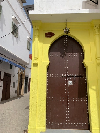 A cover of "October 25" cluster. The owner is walterscott. The cluster consists of 128 elements.