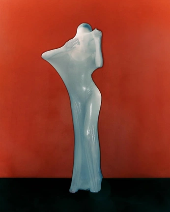 A cover of "skin" cluster. The owner is ebuttl. The cluster consists of 148 elements.