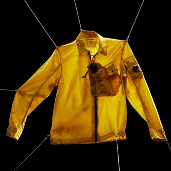 A cover of "photoshoot inspo" cluster. The owner is zoebb. The cluster consists of 38 elements.