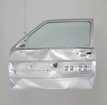 A cover of "INSPIRATIO N02 car" cluster. The owner is trittinszene. The cluster consists of 19 elements.