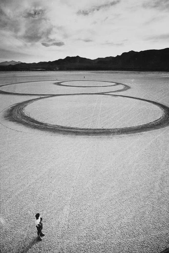 A cover of "in between salt" cluster. The owner is jhanvishah. The cluster consists of 80 elements.