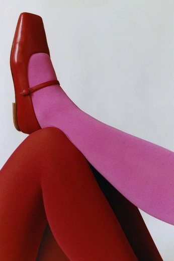 A cover of "Gilda" cluster. The owner is mlashbrook. The cluster consists of 18 elements.