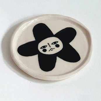 A cover of "Ceramic" cluster. The owner is ahulia. The cluster consists of 48 elements.