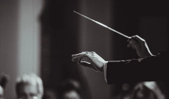 A cover of "classical" cluster. The owner is axne.png. The cluster consists of 13 elements.