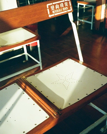 A cover of "Glimpses of Hong Kong" cluster. The owner is bettychin. The cluster consists of 25 elements.