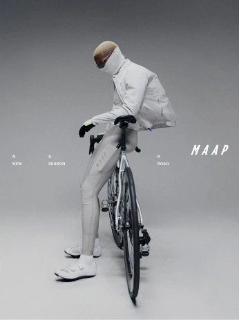 A cover of "Bless Up Shirt" cluster. The owner is stonis. The cluster consists of 34 elements.