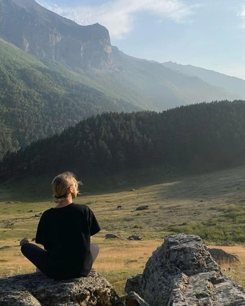 A cover of "Connected with nature" cluster. The owner is brunetbomshell. The cluster consists of 10 elements.