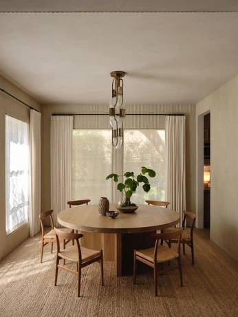 A cover of "Interior Mockups" cluster. The owner is studiomeraki. The cluster consists of 11 elements.