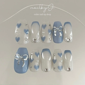 A cover of "Blue💙" cluster. The owner is nectiutz4life. The cluster consists of 1 element.