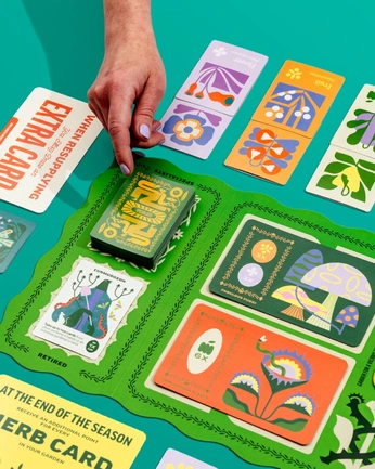 A cover of "creative works" cluster. The owner is prilja. The cluster consists of 44 elements.