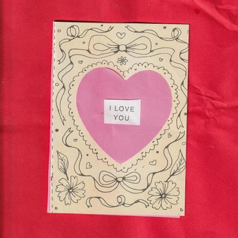 A cover of "lulu" cluster. The owner is lunamay.dg. The cluster consists of 5 elements.