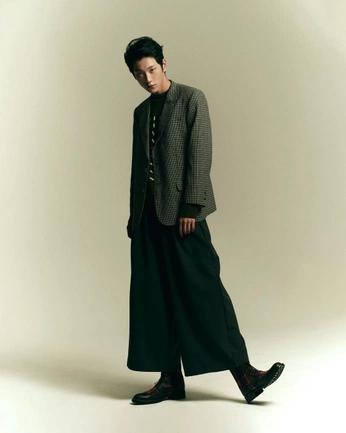 A cover of "Mean Wear" cluster. The owner is novapixels. The cluster consists of 1 element.