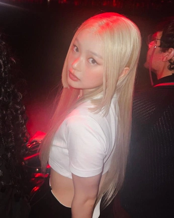 A cover of "angel" cluster. The owner is jinrilov. The cluster consists of 10 elements.