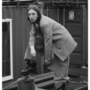 A cover of "me \\ myself" cluster. The owner is whoisgaus. The cluster consists of 4 elements.