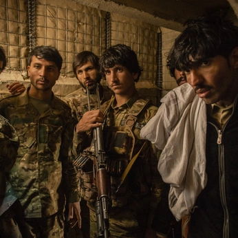 A cover of "interesting pages" cluster. The owner is noralune. The cluster consists of 4 elements.