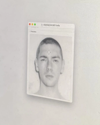 A cover of "iO" cluster. The owner is caralise. The cluster consists of 12 elements.