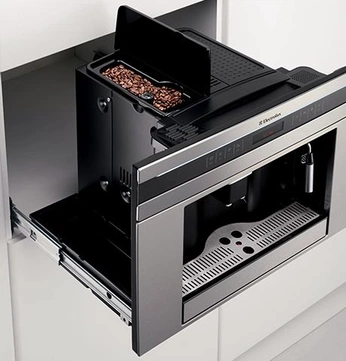 A cover of "buit in" cluster. The owner is apoorvmagdum. The cluster consists of 1 element.