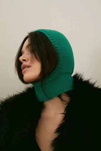 A cover of "zuzitsu.c" cluster. The owner is zuzax. The cluster consists of 27 elements.