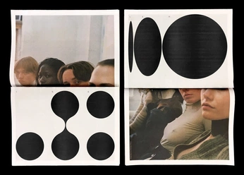 A cover of "Graphic" cluster. The owner is gobyrocha. The cluster consists of 34 elements.