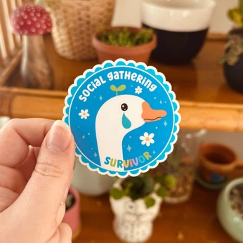 A cover of "bidness ⟡" cluster. The owner is lumicow. The cluster consists of 80 elements.