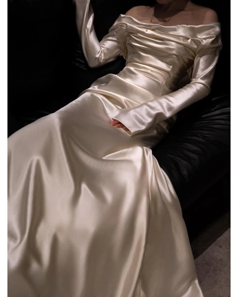 A cover of "2026 vision board" cluster. The owner is yasminsouza. The cluster consists of 23 elements.